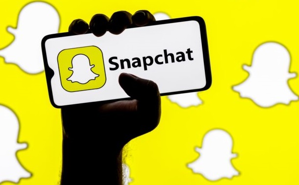 What is Snapchat Features Benefits and Snapchat Advantages and Disadvantages